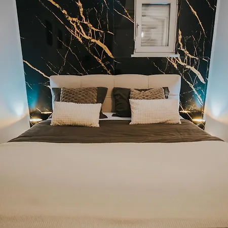 Theluxpenthousebugojno Daire *