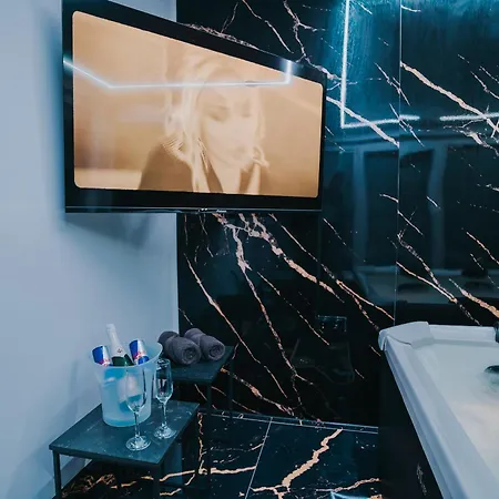 Theluxpenthousebugojno