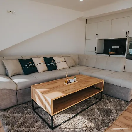 Theluxpenthousebugojno Daire Bugojno